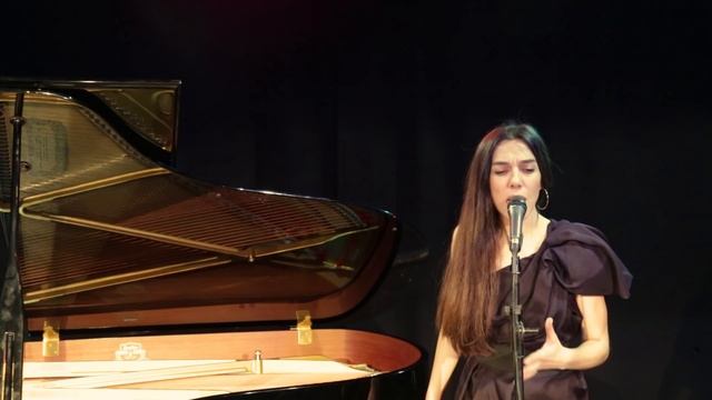 Laura Reyes y Carmen Reyes piano flamenco.Tientos-tangos смотреть онлайн