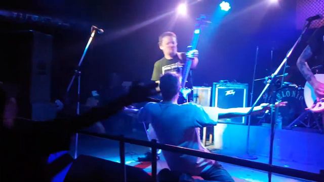 Error de Systema-Bombas a Londres-Melonio Bar-24/02/18 смотреть онлайн