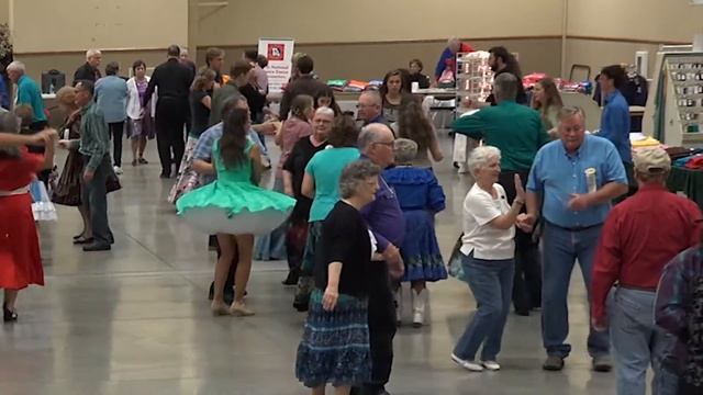 WI*PAC 2016 Wagon Wheel Square Dance Tip смотреть онлайн