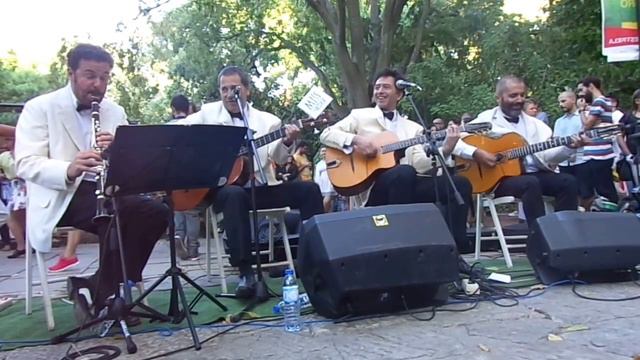 MISS MANOUCHE - Istanbul [Not Constantinople] (1953 Popular Song Live Jardim Da Estrela)