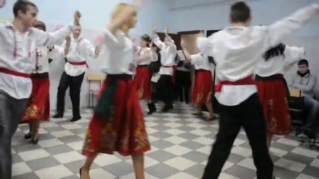 Молдавский танец .