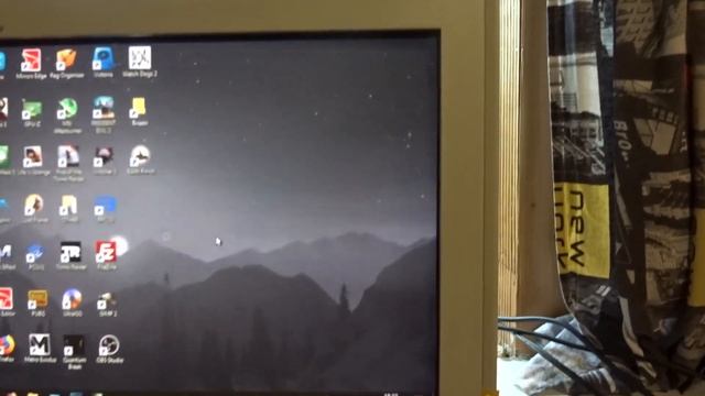 Смотр ЭЛТ монитора в 2к19 - Samsung 793DF смотреть онлайн