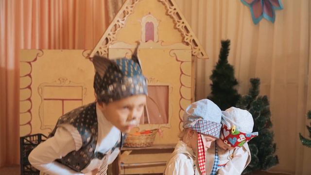 Спектакль МАДОУ ДС 477 Холодный нос, короткий хвост смотреть онлайн