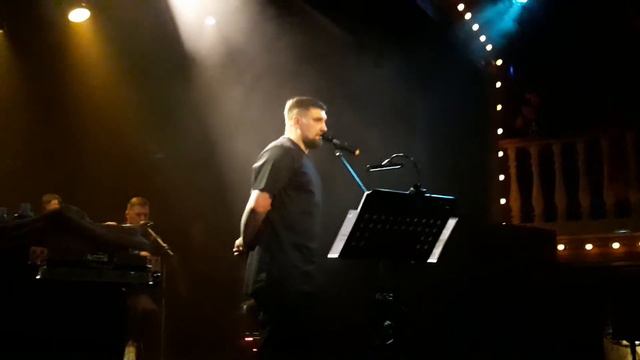 Калинов Мост - Родная (Поёт Баста) -- Баста Акустика Вильнюс 2017.09.15 смотреть онлайн