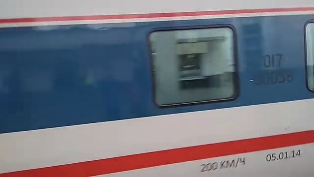 Электровоз ЭП20-007 с поездом "Стриж" №706 Москва - Нижний Новгород смотреть онлайн