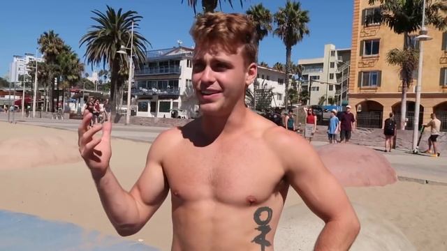 HE GOT MAD AT ME *GAME OF COPYCAT смотреть онлайн