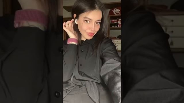 «Не за что-нибудь, а вопреки». Благодарна этому году несмотря ни на что?? смотреть онлайн