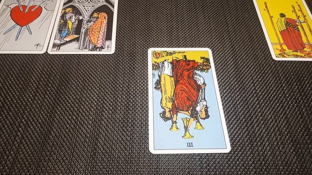 Тройка мечей. Тройка жезлов. Тройка кубков. Тройка пентаклей. Таро. Младшие арканы. Райдер Уэйт. смотреть онлайн