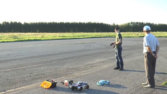 "За рулём"... За пультом? смотреть онлайн