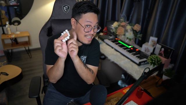 [Review] Có Nên Mua đàn Nhật Không? Review Yamaha F310 Huyền Thoại!