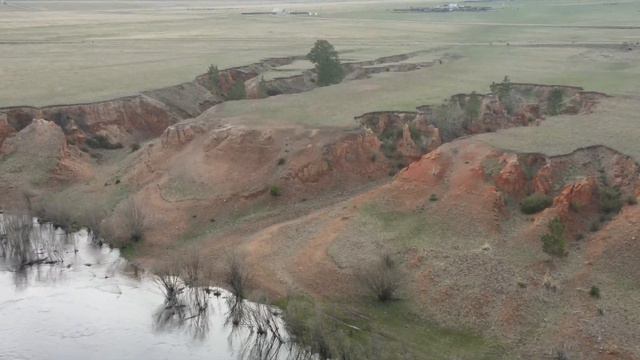 В районе старой курбы все затопило / Проверили обстановку на реках смотреть онлайн