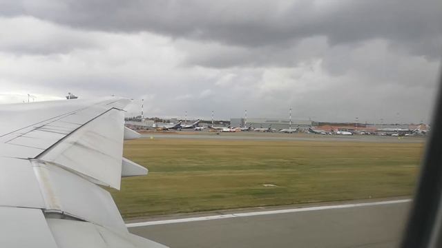 Посадка Боинг 777-200 в Тунисе. Monastir Habib Bourguiba Airport смотреть онлайн