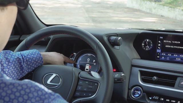 Lexus UX Hybrid 2020