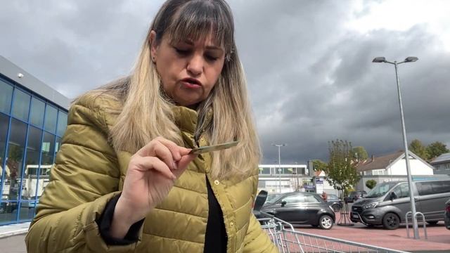 Сабрина сдала квартиру,муж неожиданно вернулся домой,движения жизнь,планируем поехать в Аутлет смотреть онлайн