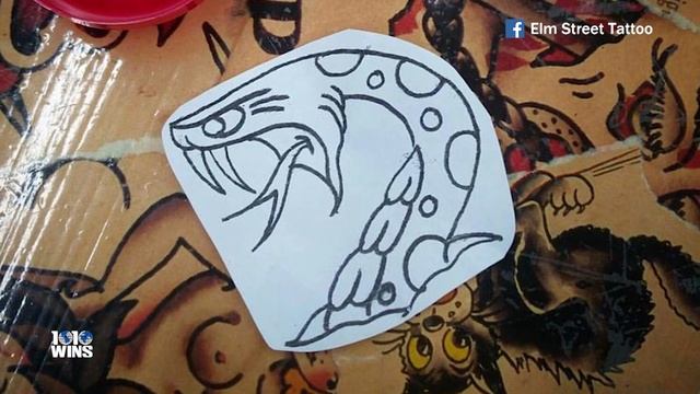 Brave Tattoo-Seekers Can Randomly Select Designs Out of This Vending Machine смотреть онлайн