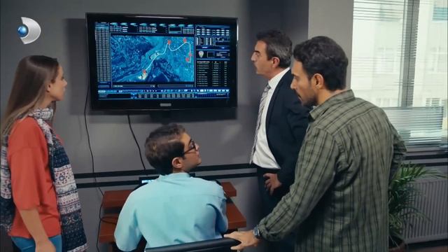 Ferhat'ın Aslı'ya Kollarını Açtığı An - Siyah Beyaz Aşk Özel Klip смотреть онлайн