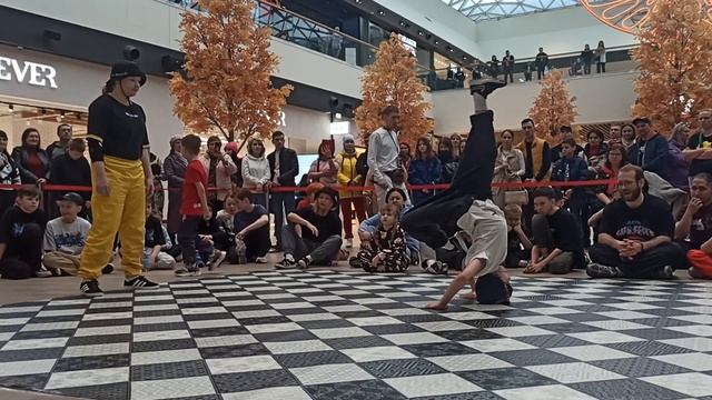 КАМИ vs ПАНТЕРА | ТОП 8 B-girls | DANCE BATTLE г. Пермь смотреть онлайн