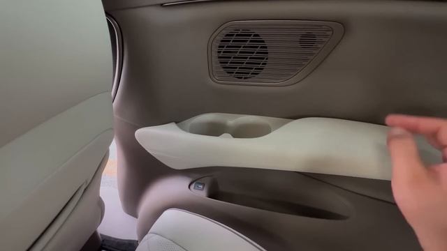 Лучше и дешевле Alphard в 3 раза! DENZA D9 - от Мercedes & BYD смотреть онлайн