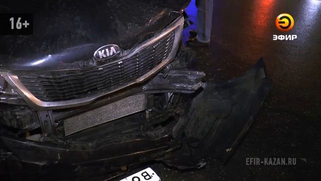 На пересечении улиц Островского и Университетская столкнулись «Лада Приора» и KIA