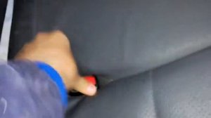 Как снять заднее сиденье на Хонда Партнёр
