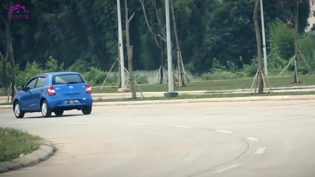 GAHAR !! CITY CAR DARI TOYOTA INI LARIS MANIS DI PASARAN смотреть онлайн