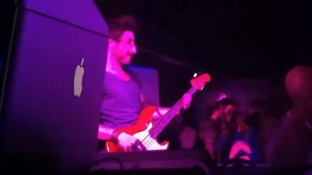Emanuele Nazzaro live Bass Set @ MILK Club смотреть онлайн