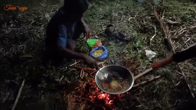 Camping horor - hantu ngamuk di teror sepanjang malam bikin ketakutan смотреть онлайн