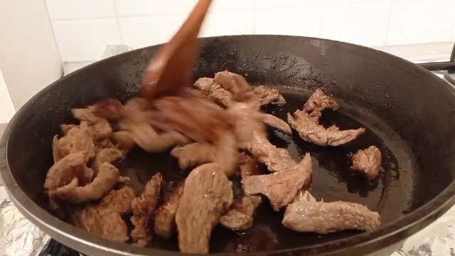 Очень вкусный рецепт на ужин или на обед/Тушеное мясо с овощами/Hotpot смотреть онлайн