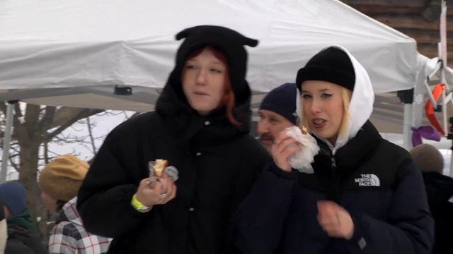 Участники фестиваля "Котелок" сварили сотни литров каш и супов смотреть онлайн