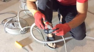 Гофра. Как быстро продеть кабель в гофру