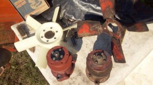 Замена водяной помпы на МТЗ 80 прослужила 30 лет есть ли отличия от новой.mp4