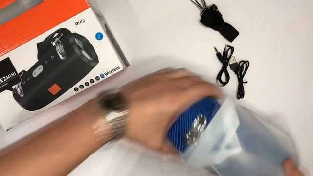 Колонка JBL XERTMT2 Mini смотреть онлайн