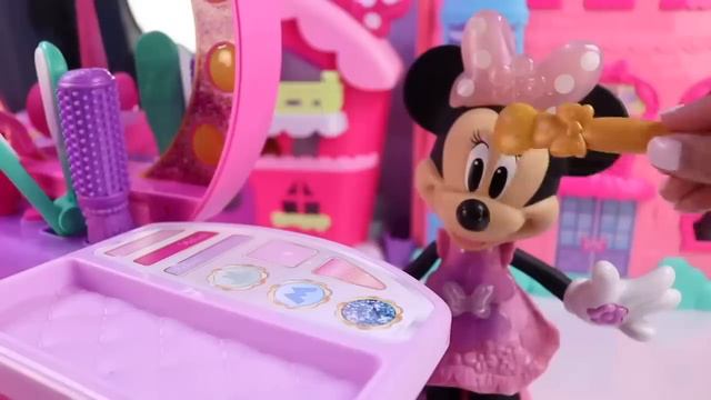 Nat and Essie Create Minnie Mouse Softee Dough Clay Arts & Crafts смотреть онлайн