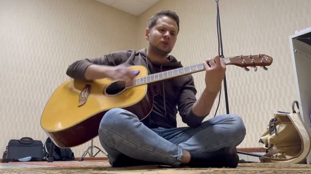 АКТУАЛЬНАЯ ПРАВДИВАЯ ЖИЗНЕННАЯ ПЕСНЯ! Шикарно поет и играет на гитаре! смотреть онлайн