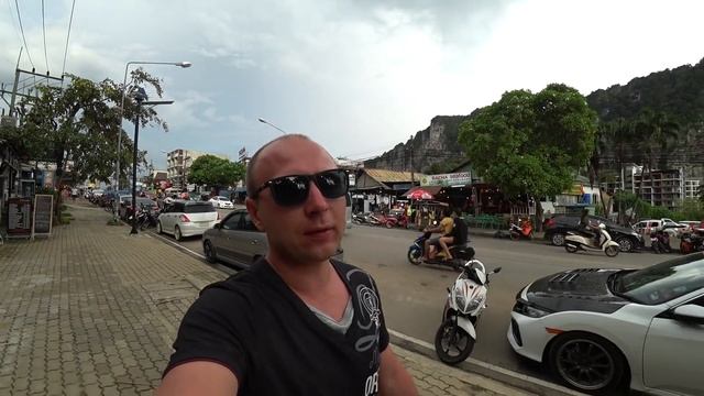 Краби, Тайланд. Пляж Ао Нанг. Тайская уличная еда. смотреть онлайн