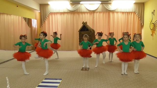 Театрализованная постановка "Избушка и пешеходный переход" смотреть онлайн