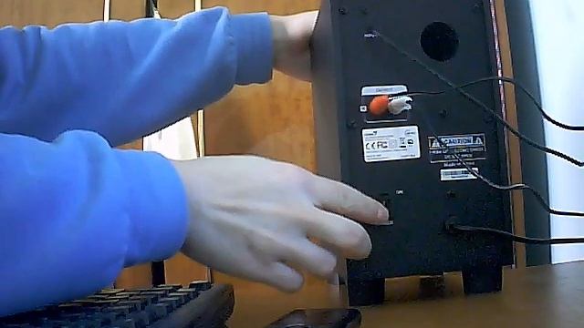 az új genius sw-a 2.1 700-asom bemutatasa röviden смотреть онлайн