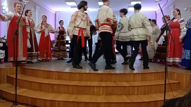 "Ах, кум, Пронька" в обр. Е. Дербенко смотреть онлайн