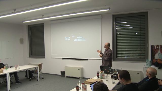 AngularJS vs Angular - Dariusz Biedrzycki - Angular Warsaw #12 смотреть онлайн