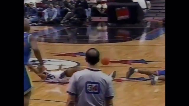 Mark Price BREAKS Allen Iverson's ANKLES After HEATED Moments (01/15/1997) смотреть онлайн