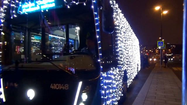 Новогодний электробус Камаз-6282 с маршрутом т17 "Метро Озёрная -Киевский вокзал" смотреть онлайн