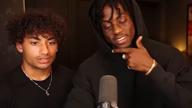 Logging On To FOLTYN Blox Fruits Account! HE HAD A SECRET FRUIT смотреть онлайн