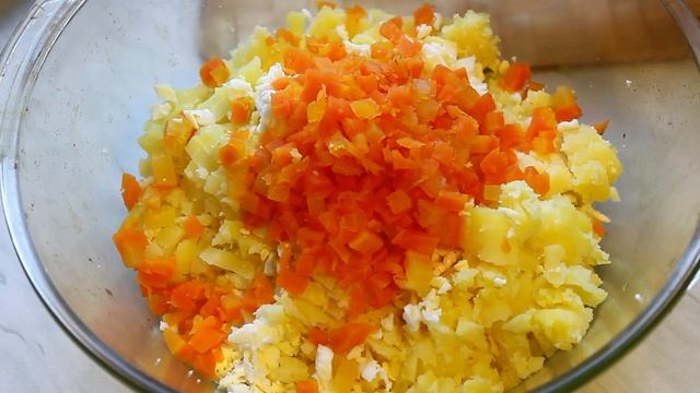 Как приготовить Оливье(Оливье с колбасой). смотреть онлайн