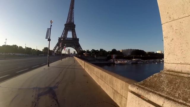 Walking in Paris, France - See Eiffel Tower, the Louvre and more! смотреть онлайн