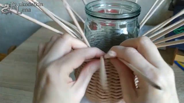 Плетение КУВШИНА для цветов, как живых, так и искусственных цветов\кувшин на пол литровую банку смотреть онлайн