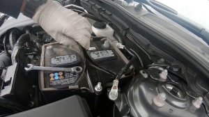 How to change replace Battery Mazda 3 2013-2018
