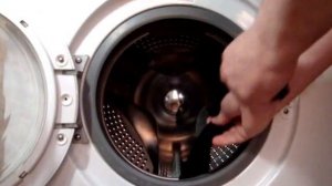 Шумит стиральная машина, при отжиме, при стирке. Почему гудит стиральная машинка при отжиме