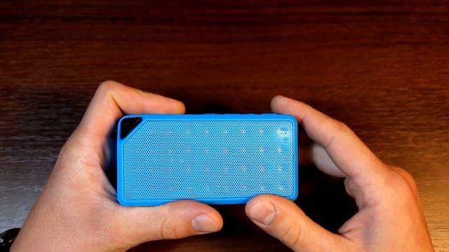 Портативная Bluetooth колонка X3 смотреть онлайн