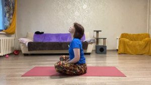 Мягкий утренний комплекс, всё лежа и сидя. Йога для здоровья