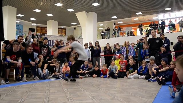 Акция «Делай ДаБро». Сбор средств для Артема Садовникова. Сахалин смотреть онлайн